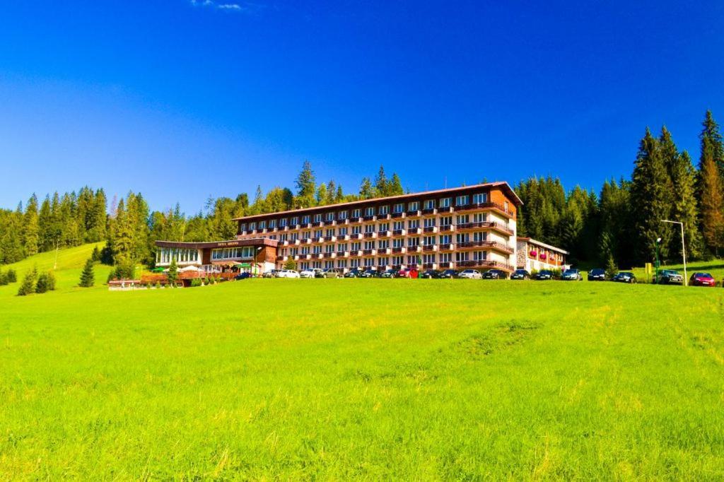 Hotel Magura Ждяр Экстерьер фото